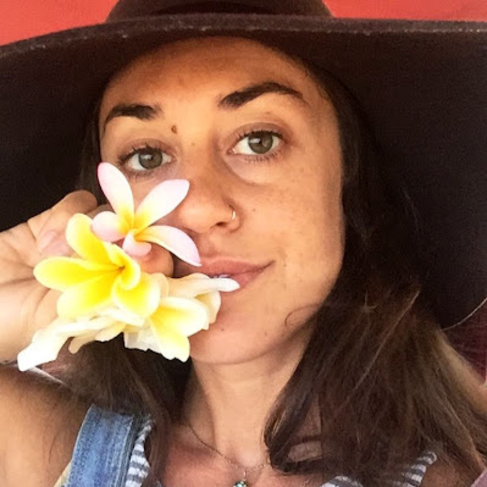 Meet your Posher, Luciana